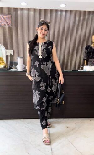 9 to 5 Kurta Set